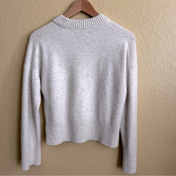 Abercrombie & Fitch Cashmere Mock Neck Sweater - Picture 3 of 7